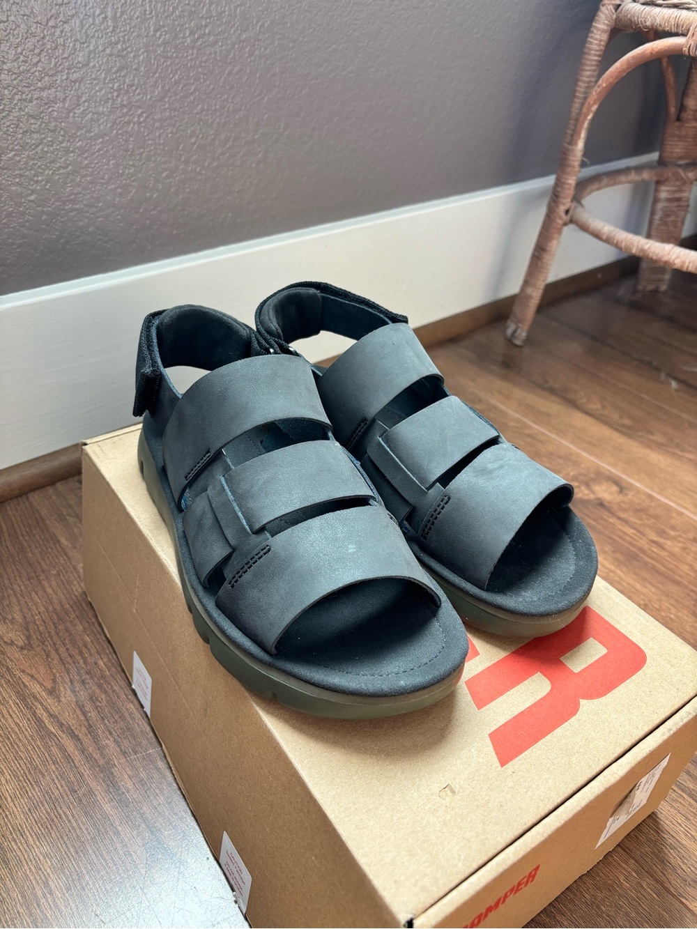 Camper Oruga men’s or unisex sandals brand new